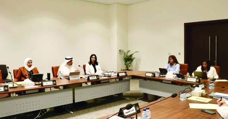 جانب من اجتماع لجنة المُخطّط الهيكلي في المجلس البلدي