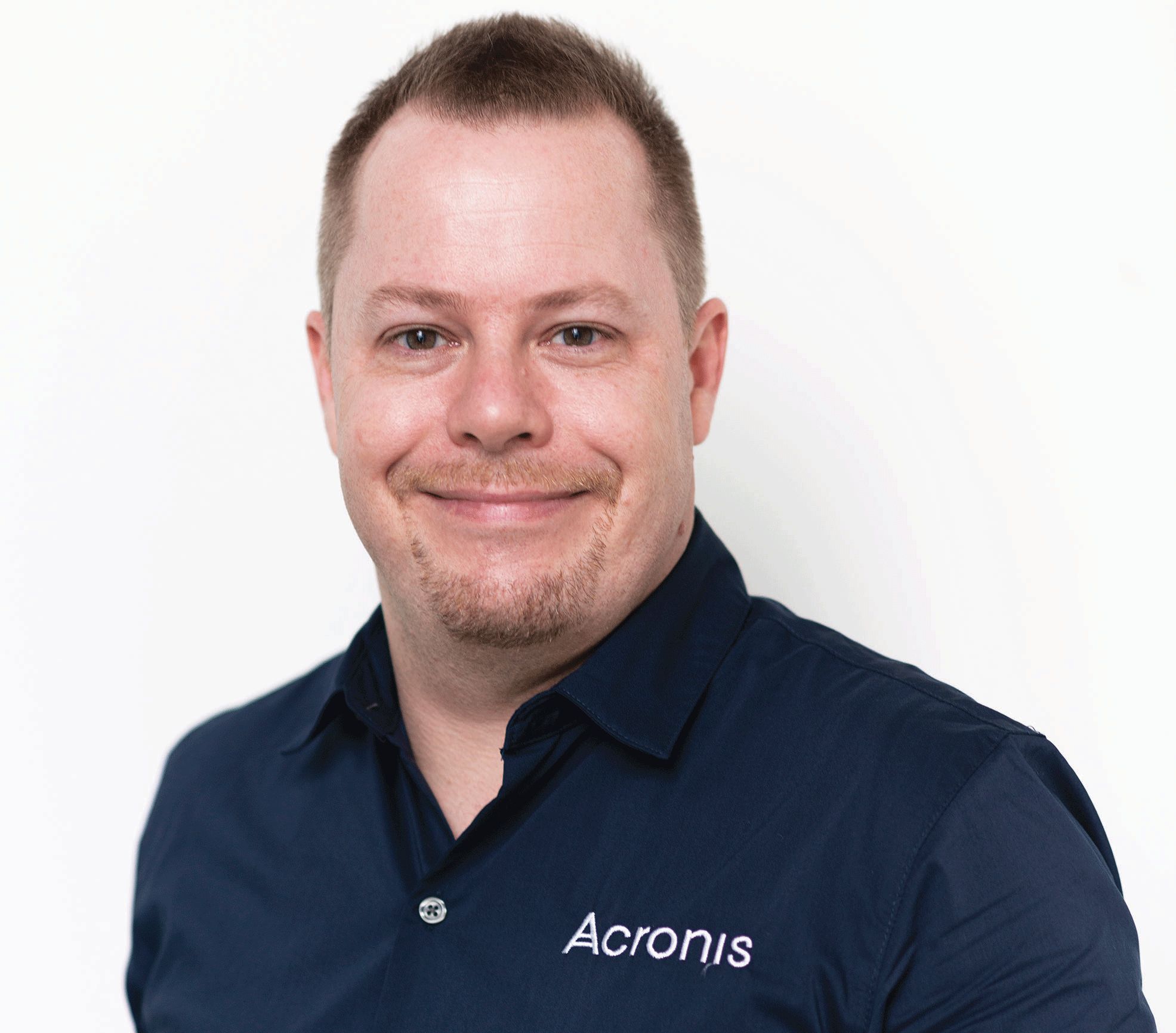 «أكرونيس»: تزايد استخدام الذكاء الاصطناعي من المجرمين السيبرانيين لإنشاء محتوى خبيث