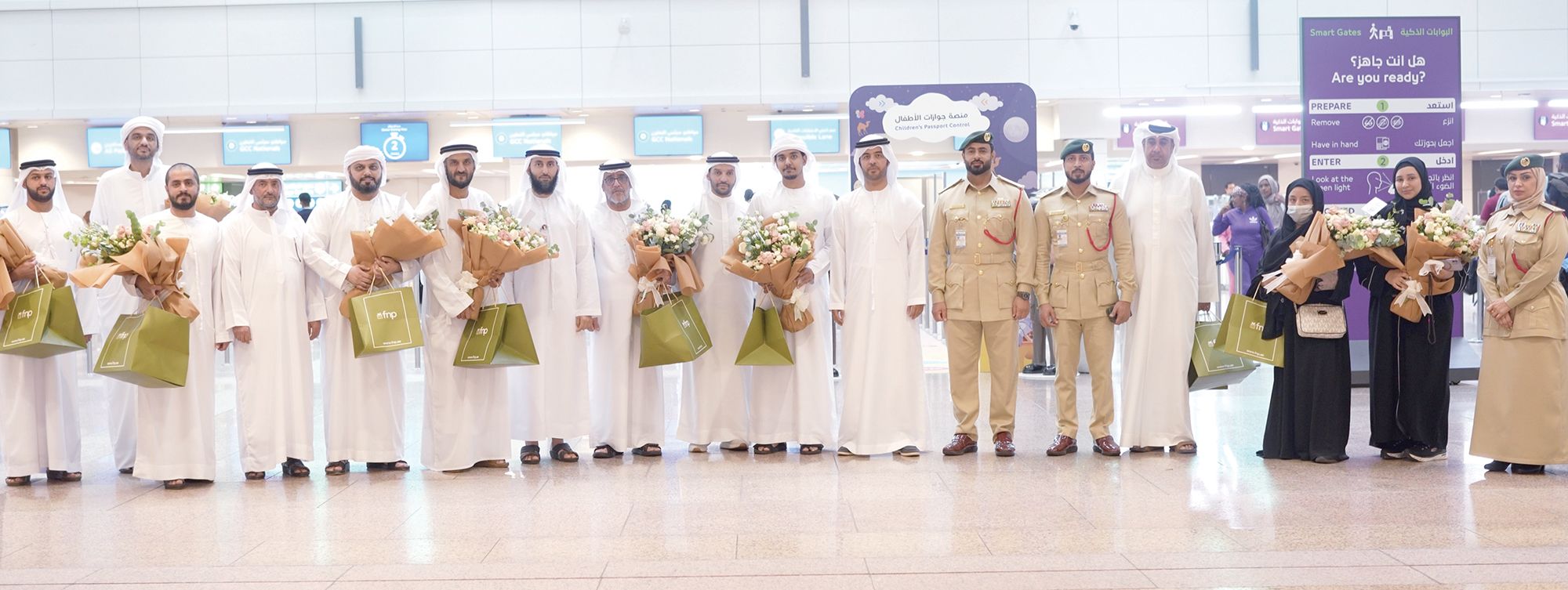 شرطة دبي تستقبل بعثة حجاجها