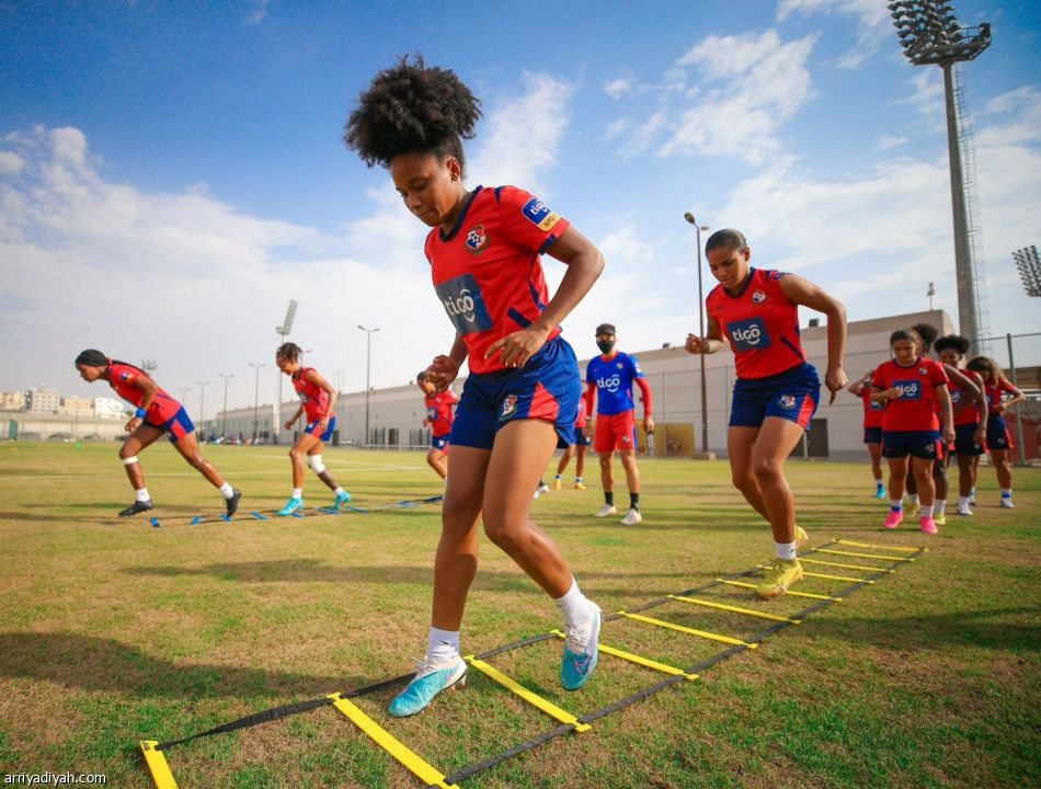 أبها تحتضن معسكر سيدات بنما