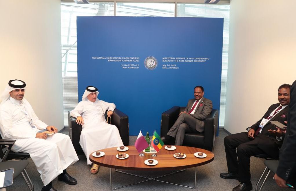 وزير الدولة للشؤون الخارجية يجتمع مع نظيره الإثيوبي