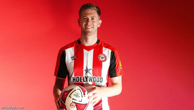 برنتفورد يكسب كولينز