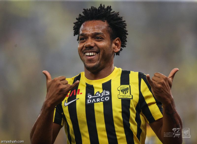 على دفعات.. الاتحاد يصل «الطبي»