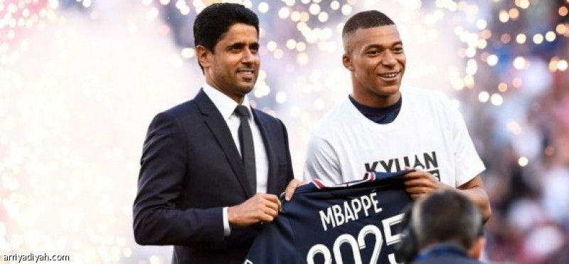 الخليفي: مبابي لن يغادر باريس سان جيرمان مجانا