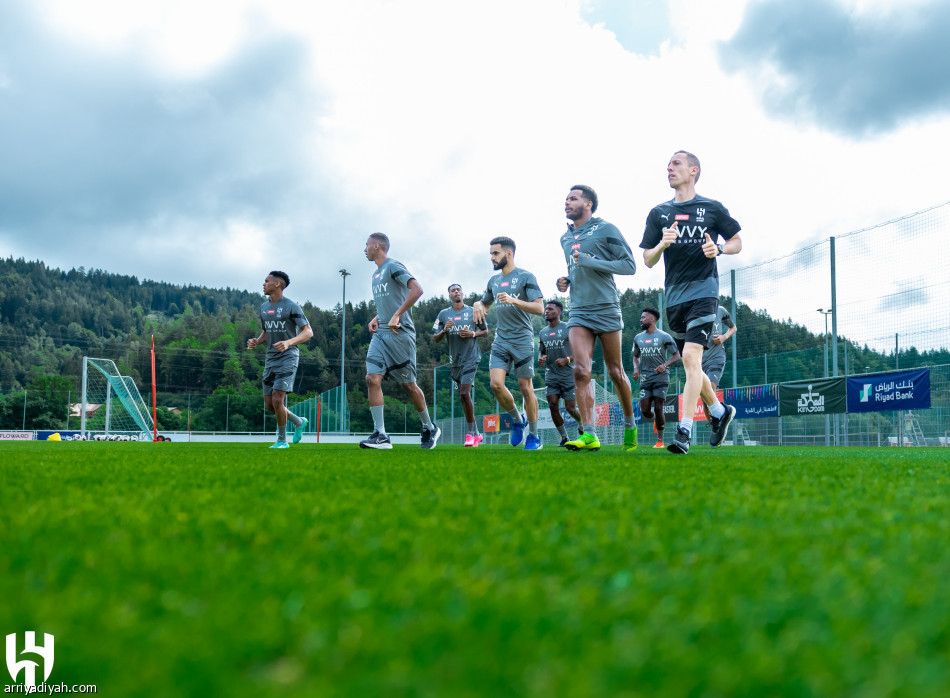 الهلال.. الشلهوب ينضم إلى المعسكر