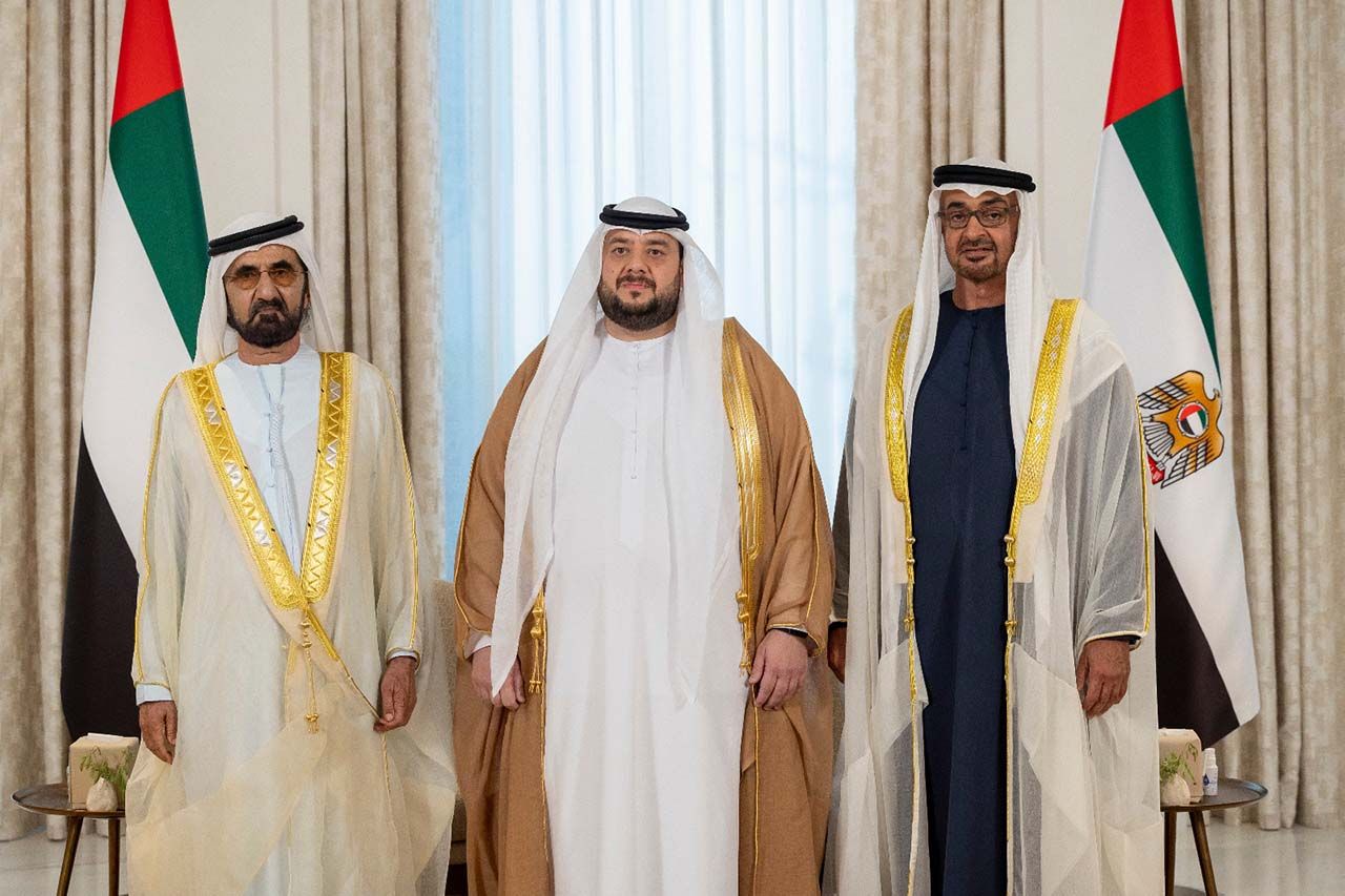 أمام رئيس الدولة ومحمد بن راشد.. وزير الاستثمار يؤدي اليمين القانونية