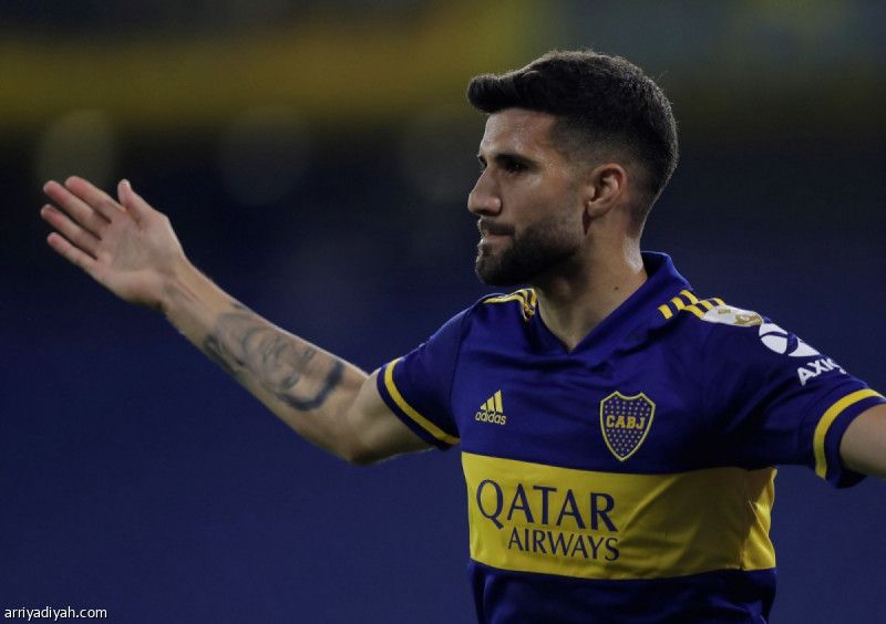 من هو لوبيز مدافع الخليج الجديد؟