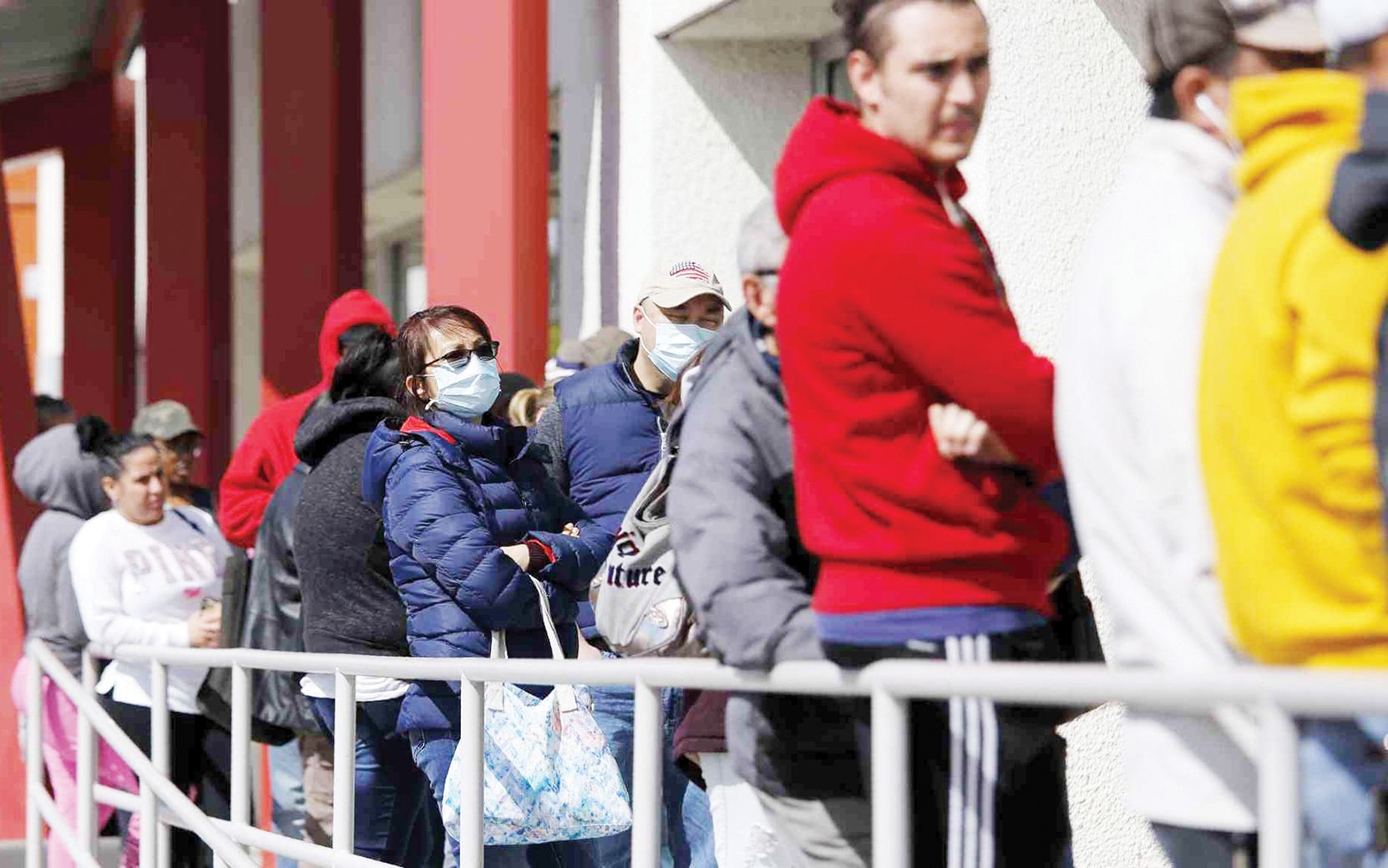 طلبات إعانة البطالة الأسبوعية الأمريكية تسجل ارتفاعاً طفيفاً