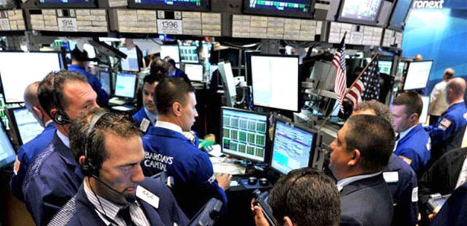 بيانات سوق العمل ومخاوف الفائدة تهوي بالأسهم الأمريكية