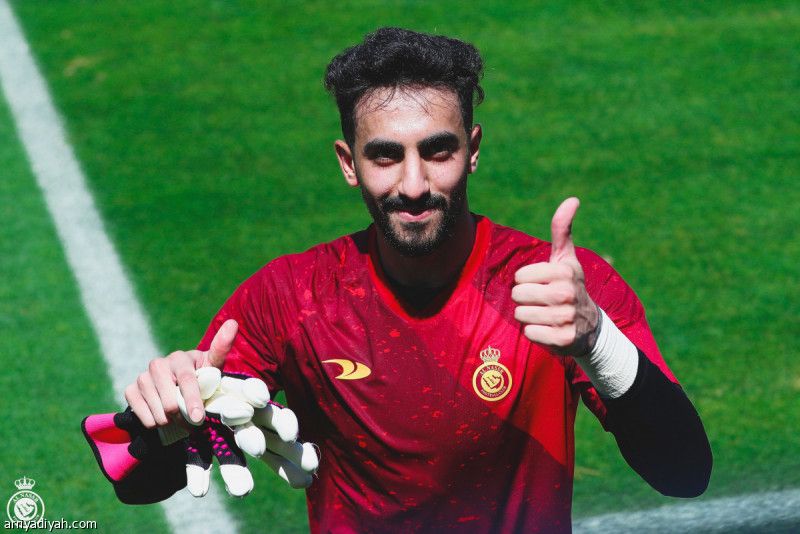 العقيدي يلتحق بالنصر في البرتغال