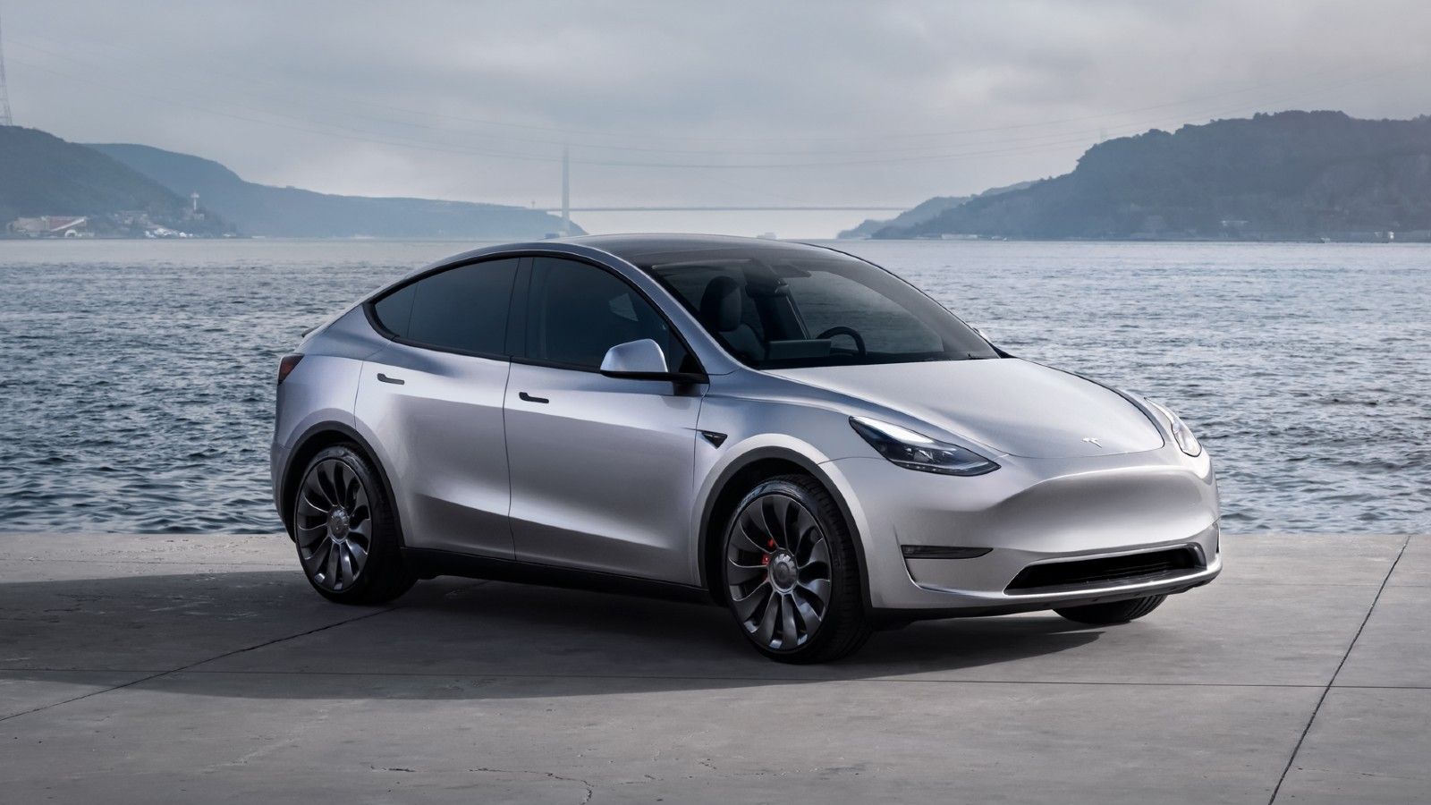 تسلا تتقدم في سباق إنتاج السيارات الكهربائية بألمانيا