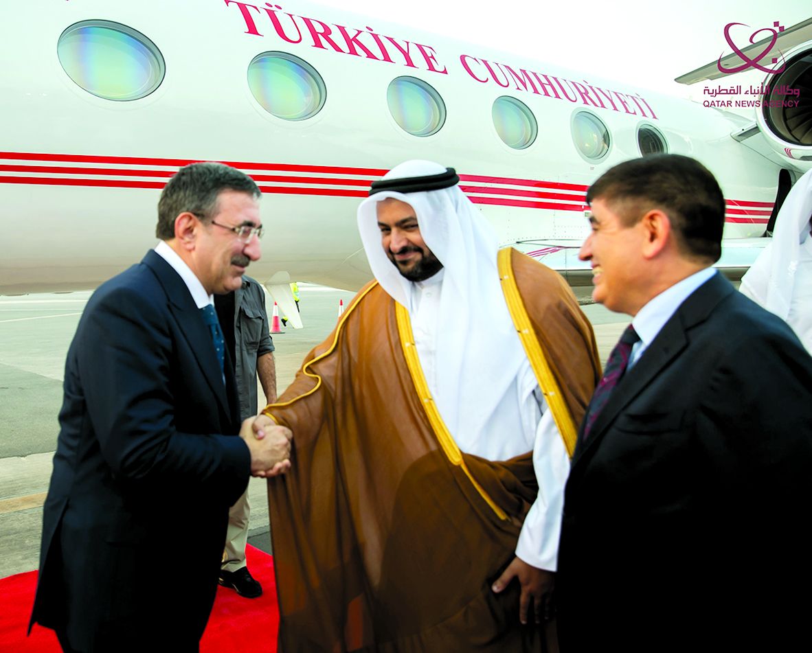 نائب الرئيس التركي يصل الدوحة