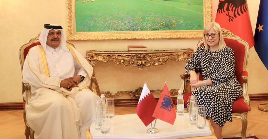 رئيسة البرلمان الألباني تجتمع مع سفير دولة قطر