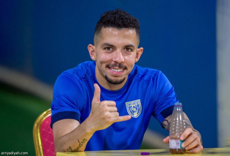 بـ 200 ألف دولار التعاون يمدد إعارة فلافيو