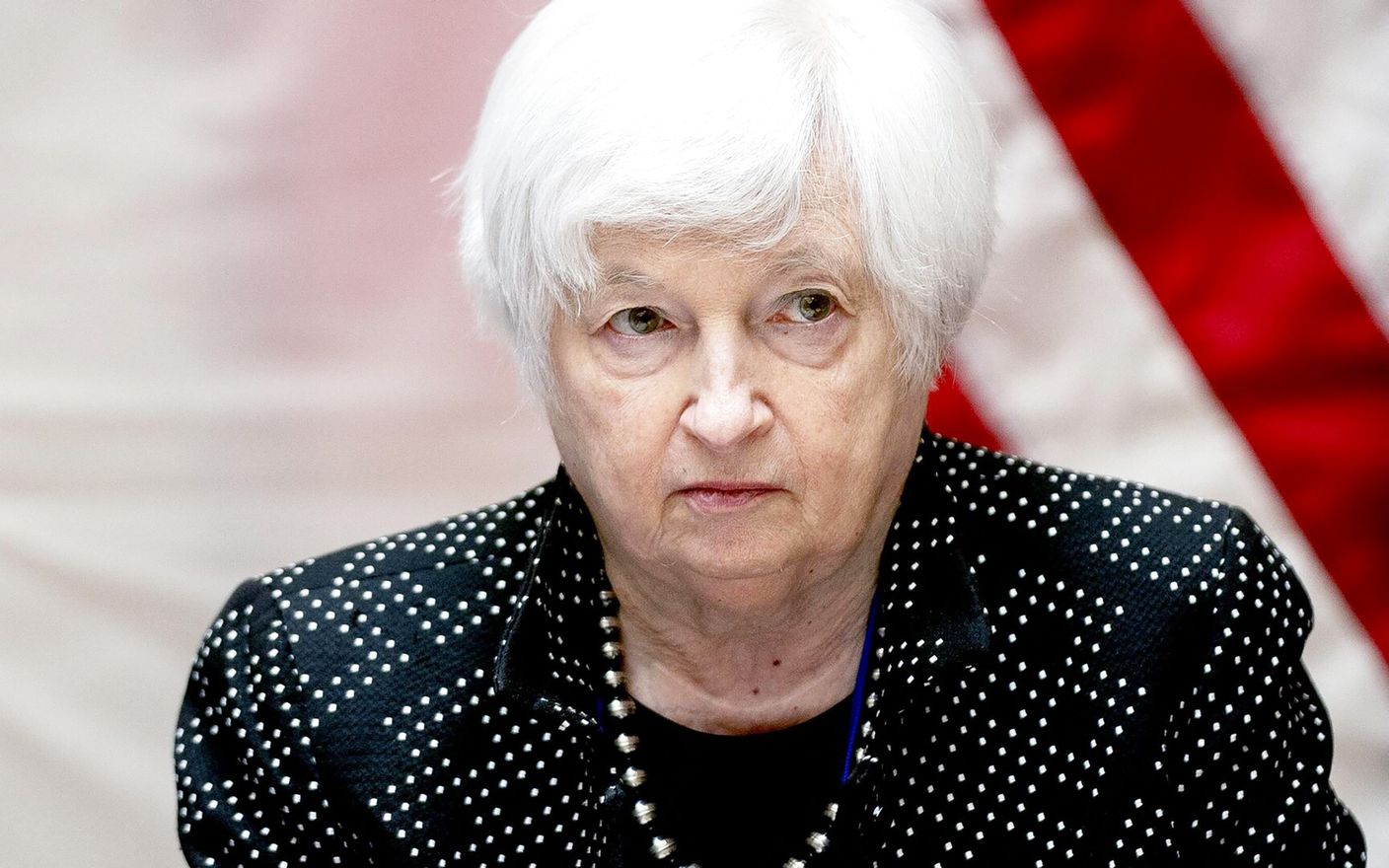 وزيرة الخزانة: خطر ركود الاقتصاد الأمريكي ليس مستبعداً