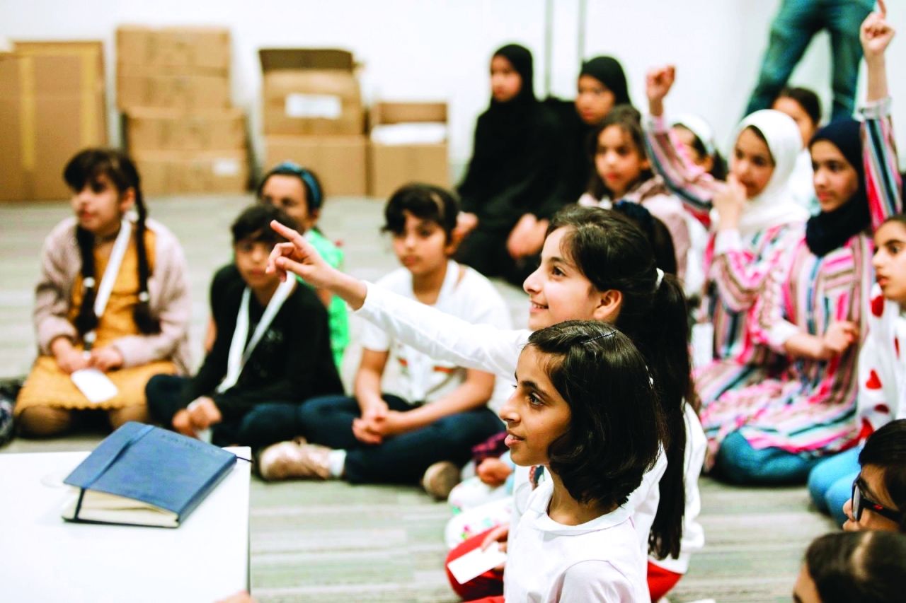 «المخيم الصيفي» يعزز الهوية وريادة الأعمال والإبداع لدى الشباب