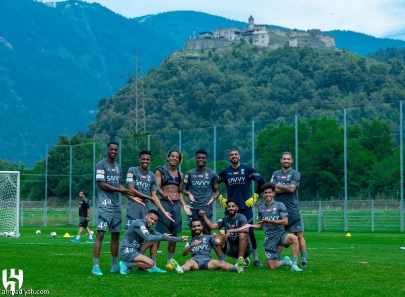 نيفيز وكوليبالي ينعشان معسكر الهلال