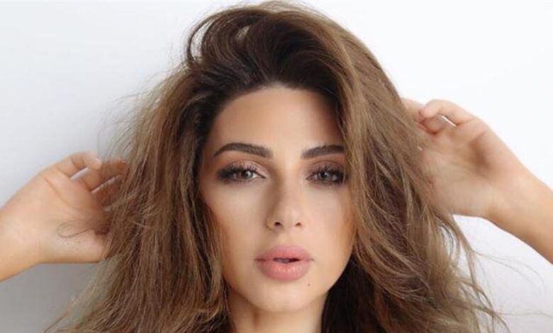 بالمايوه… ميريام فارس تستمتع بعطلتها الصيفيّة على البحر (صور)