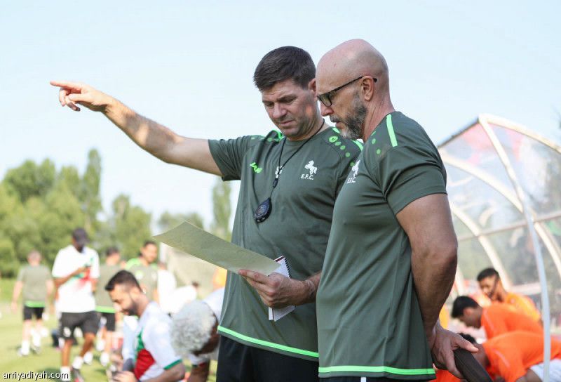 جيرارد يحدد مصير أجانب الاتفاق