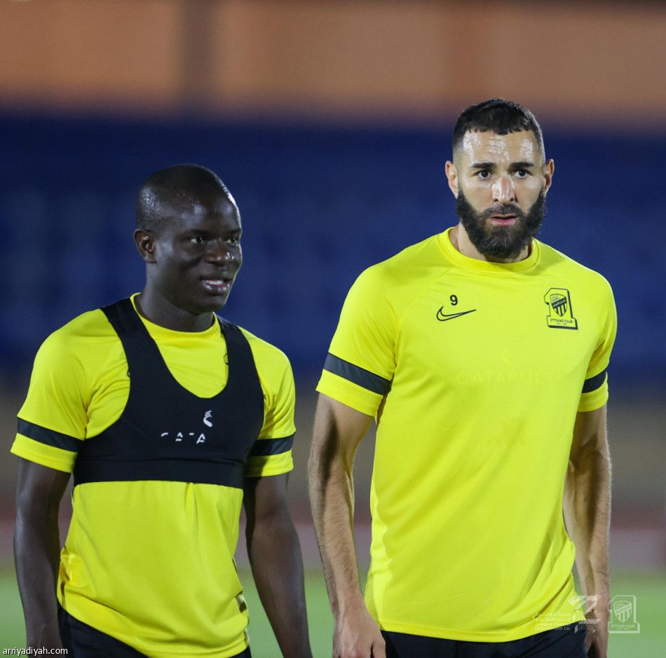 الاتحاد يدشن معسكر الطائف