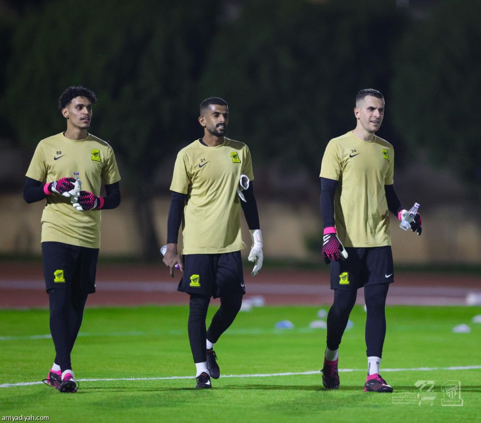 الاتحاد يدشن معسكر الطائف