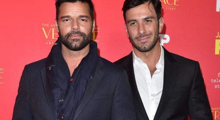 بعد انفصالهما .. ريكي مارتن يرفع دعوى قضائية ضد زوجه السوري لهذا السبب