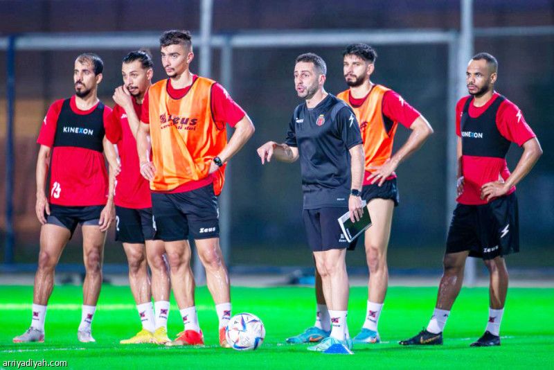 الرياض ينطلق من الفجيرة