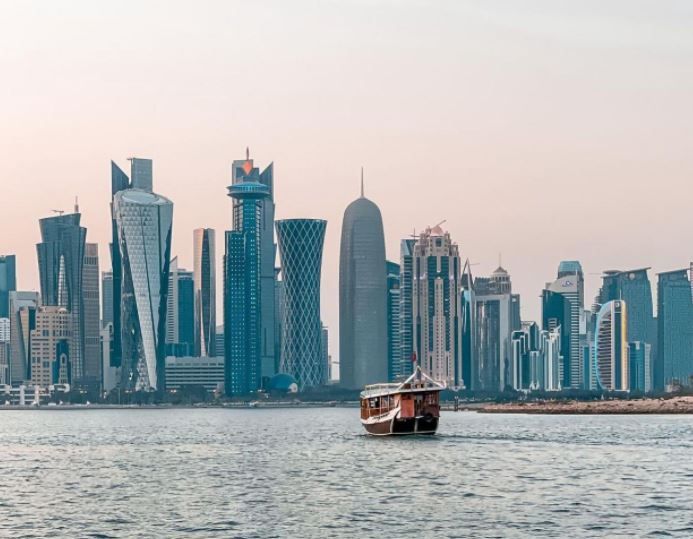 حالة الطقس ودرجة الحرارة المتوقعة اليوم في الدوحة