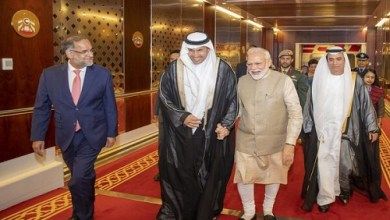 رئيس وزراء الهند يصل الإمارات في زيارة تستغرق يوما واحدا لبحث العلاقات الثنائية