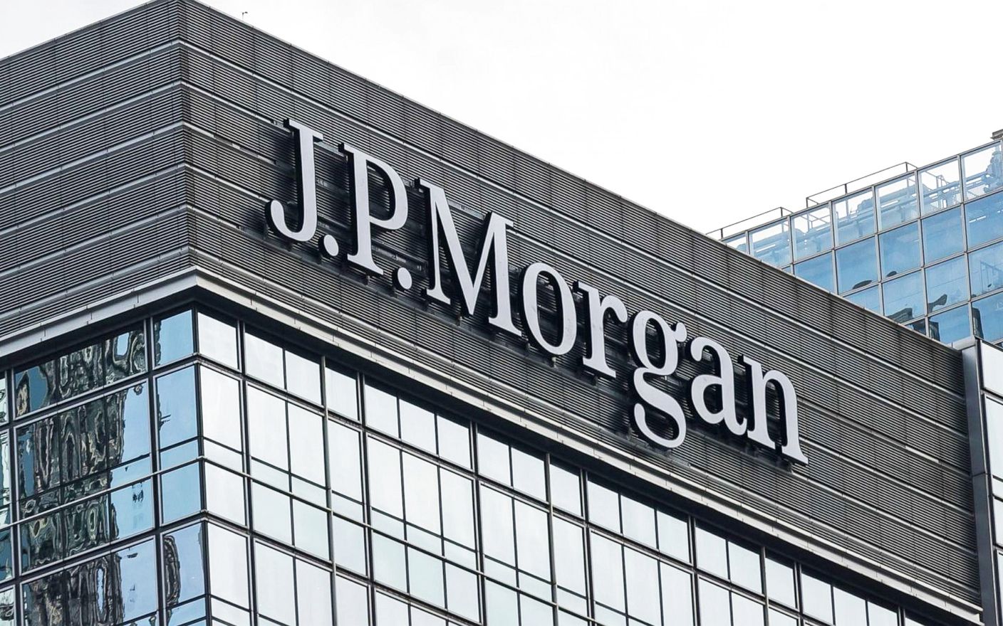 14.4 مليار دولار أرباح ربعية لـ «جيه.بي مورغان»
