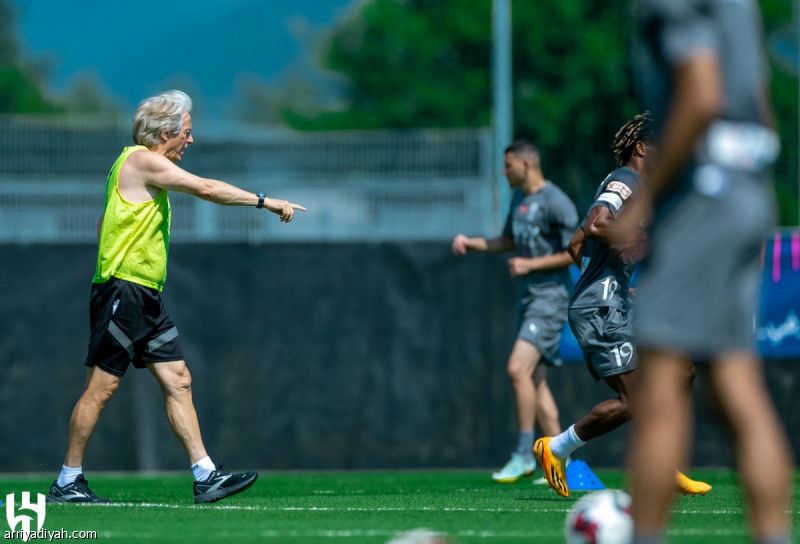 الهلال.. لياقة وتطبيقات تكتيكية