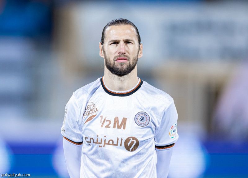 رسميّا.. أبها يضم كريتشوفياك