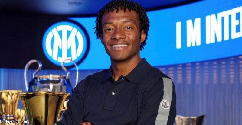 إنتر يتعاقد مع كوادرادو لمدة عام