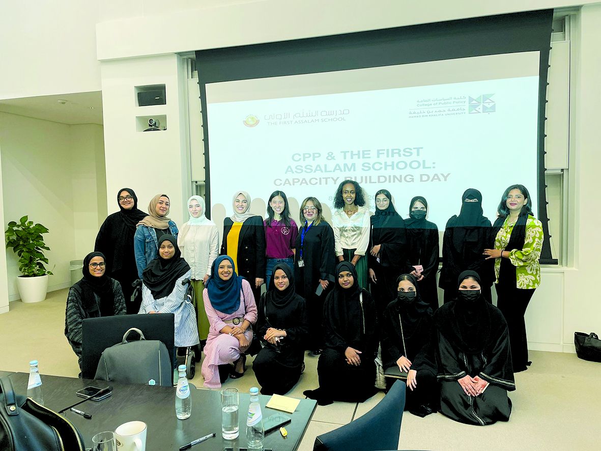 «السياسات العامة» تلهم طالبات «السَّلَم الأولى»