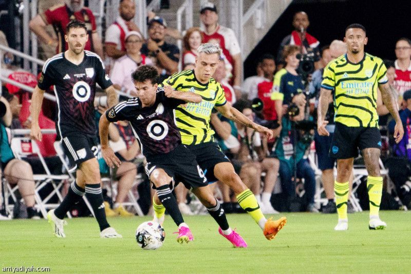 أرسنال يكتسح نجوم أمريكا