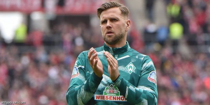 بريمن يرغب في إبقاء فولكروج