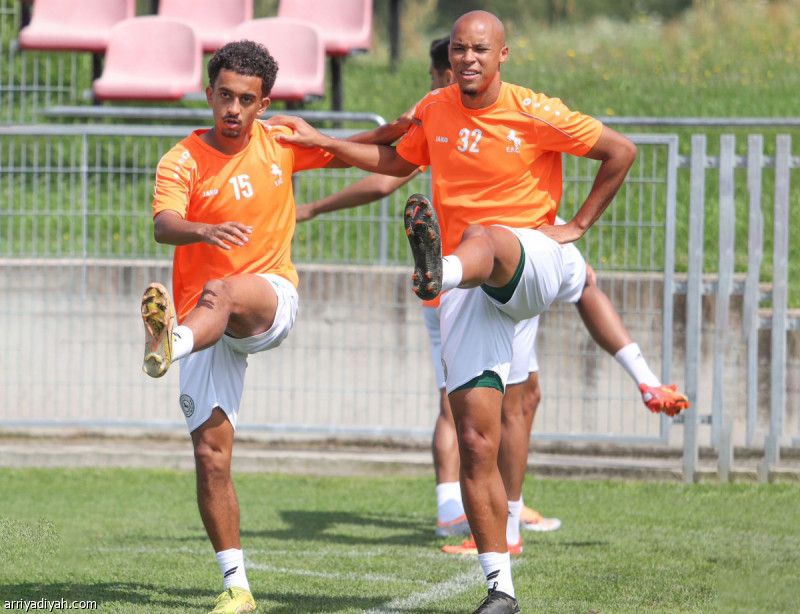 جيرارد يعتمد طريقة لوكوموتيفا