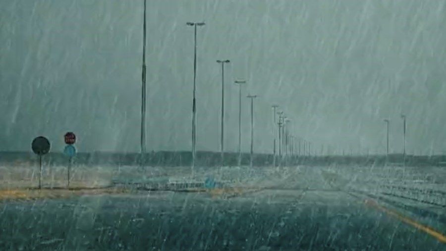 شرطة أبوظبي تدعو إلى توخي الحذر بسبب الأحوال الجوية الماطرة