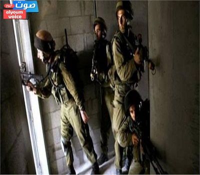 استشهاد ثلاثة فلسطينيين عقب استهداف سيارتهم عند بوابة “جبل جرزيم” في نابلس