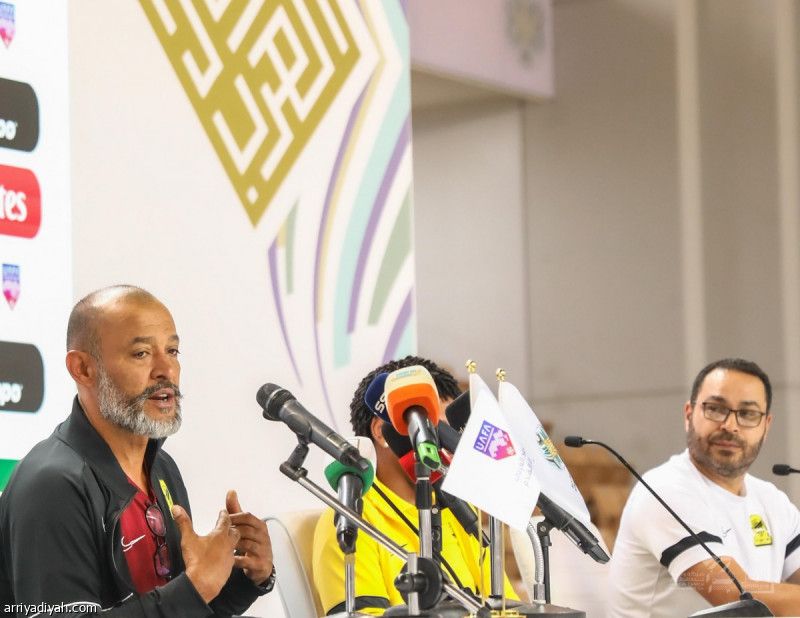 سانتو: مازلنا بحاجة إلى تدعيم صفوفنا