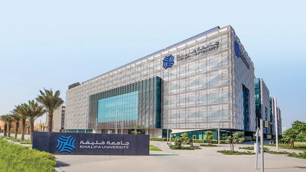 جامعة خليفة تنظم مسابقة تطبيقات الهواتف الذكية أغسطس المقبل