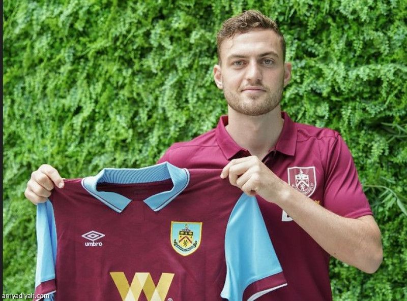 بيرنلي يستعير لارسن من هوفنهايم