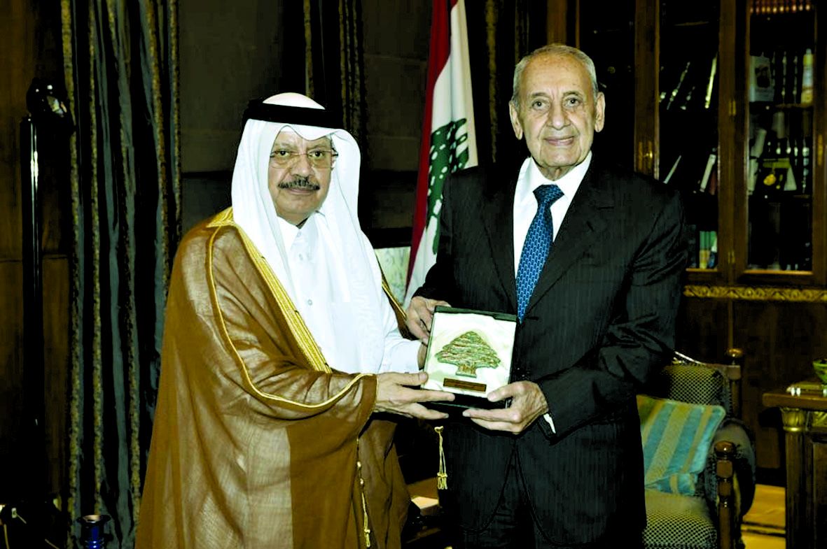 رئيس مجلس النواب اللبناني يجتمع مع سفيرنا