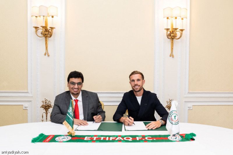 هندرسون.. زامل جيرارد وصنع المجد مع ليفربول