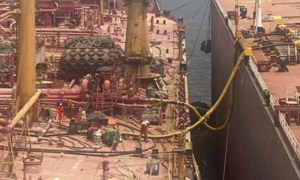 الأمم المتحدة تعلن تفريغ أكثر من 20 % من حمولة الناقلة "صافر"