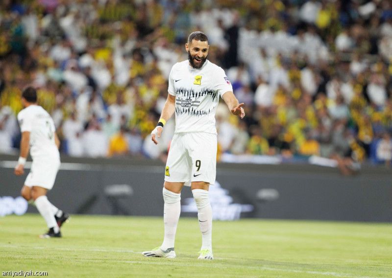 71 دقيقة تمنح البنز النجومية