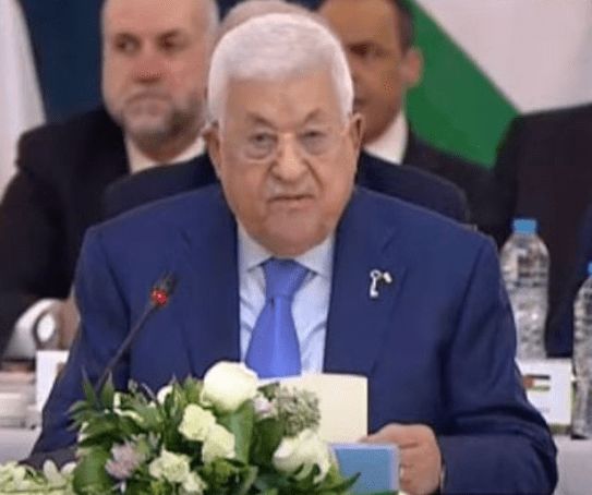 “أبو مازن” يدعو إلى تشكيل لجنة من الأمناء العامين للفصائل الفلسطينية لاستكمال الحوار وإنهاء الانقسام