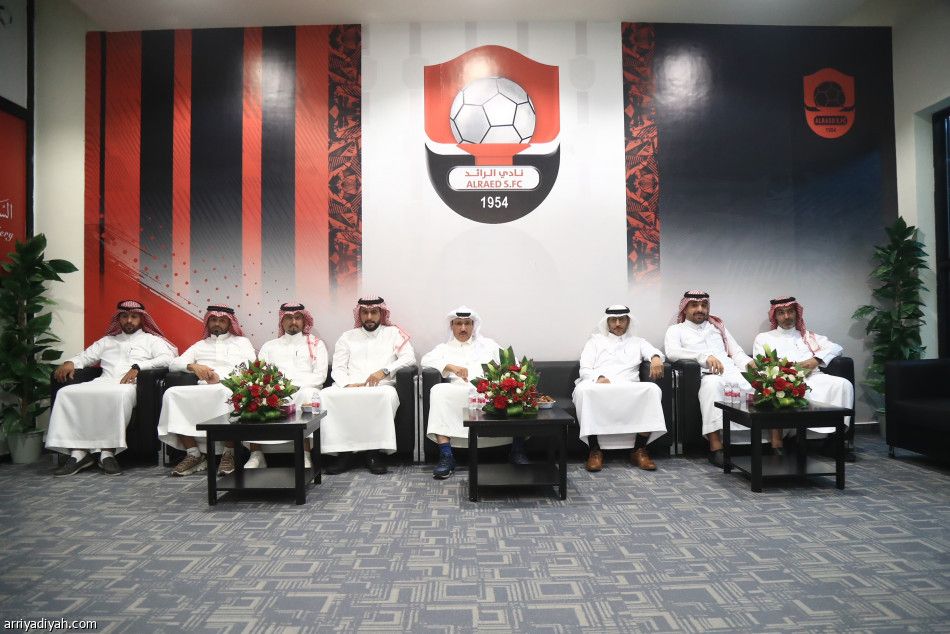 المطوع يفوز برئاسة الرائد