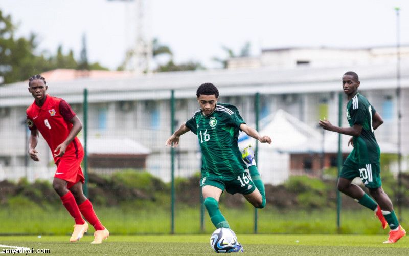 أخضر الناشئين يكسب تجربة أكاديمية فرنسا