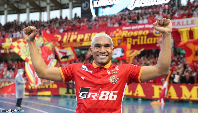 3 ملايين دولار تنقل كاسترو إلى التعاون